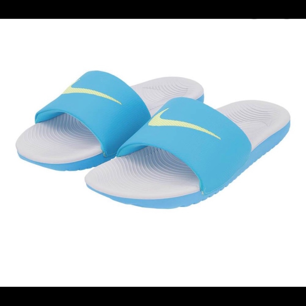NWT Nike women’s Kawa Slide sandals.